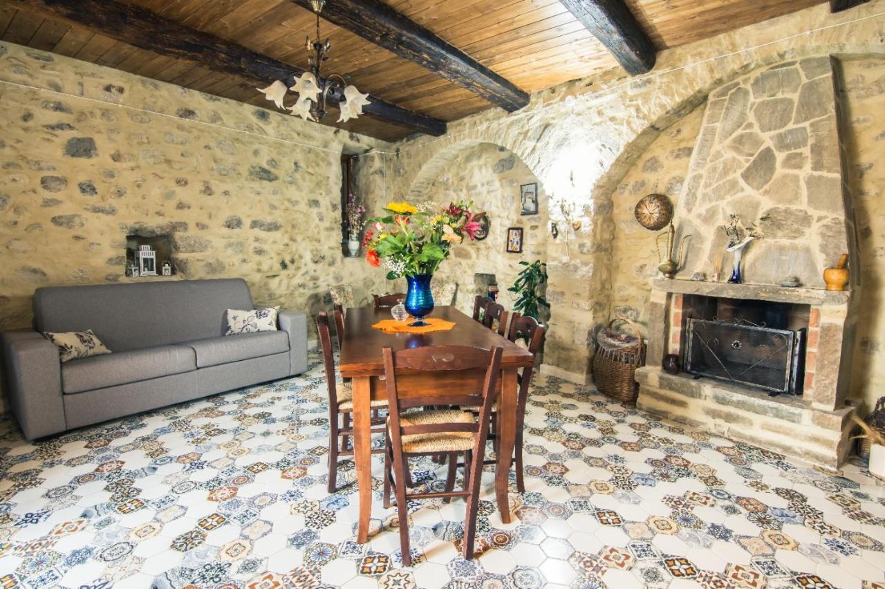 Casa Castello Hotel Rocca Imperiale Bagian luar foto