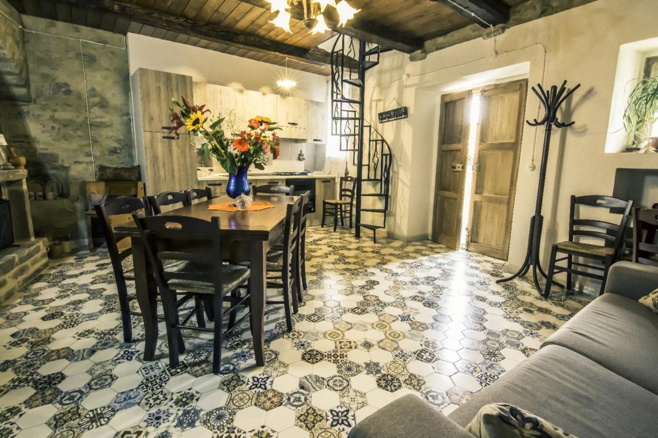 Casa Castello Hotel Rocca Imperiale Bagian luar foto